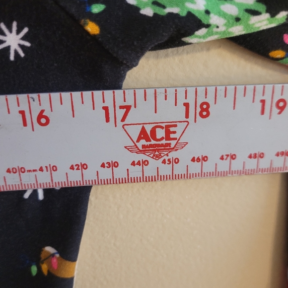 4/$15 SALE No Boundaries | Black Slouth Long Sleeve v-neck Top Pajama Large EUC - Picture 4 of 6